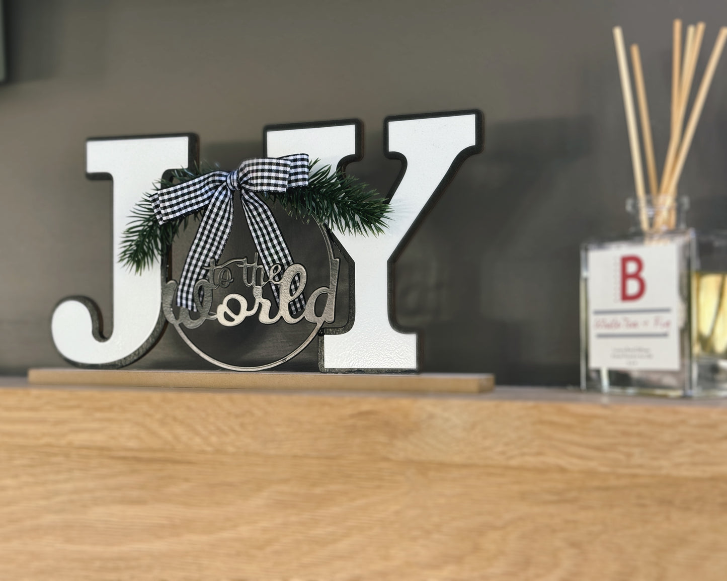 Joy to the World Holiday Sign